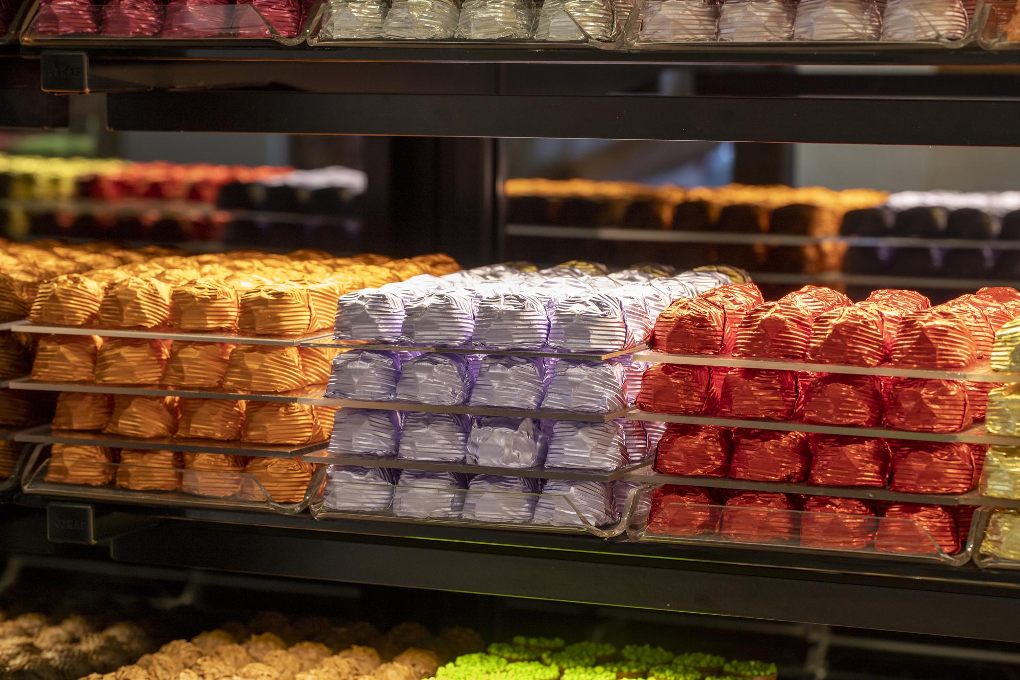selection of packaged meals on shelf